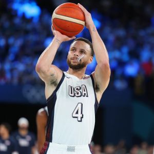 Squale watches acquired by Stef Curry